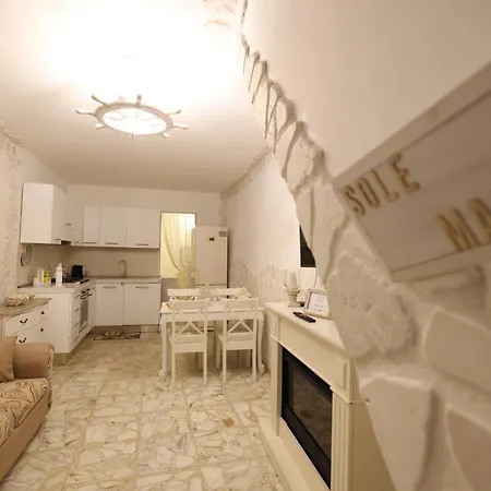 Villa Casa Sole E Mare Mola di Bari Exterior foto